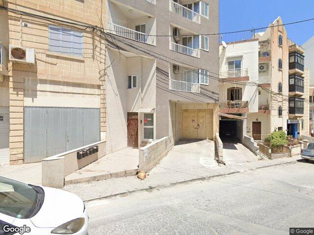 The Hatter,  34,  Triq Gerry Zammit