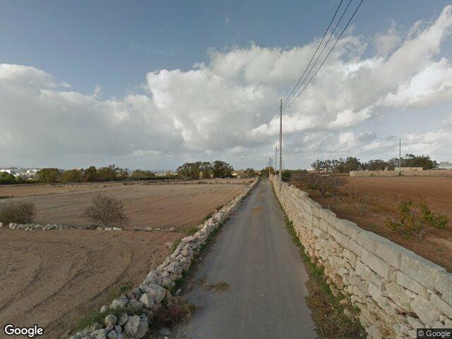 Triq it-Torri tal-Għallis,  In-Naxxar,  Reġjun tat-Tramuntana