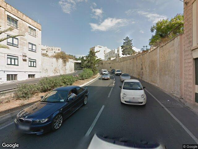 Triq Mikiel Anton Vassalli,  L-Imsida,  Reġjun tal-Lvant