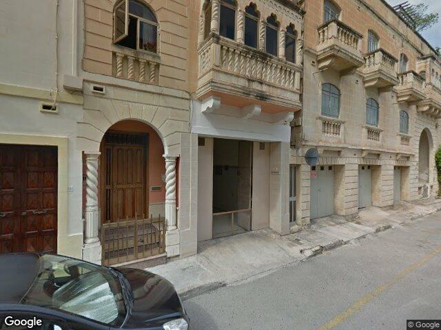 Triq Mikiel Anton Vassalli,  Ħal Qormi,  Reġjun tan-Nofsinhar