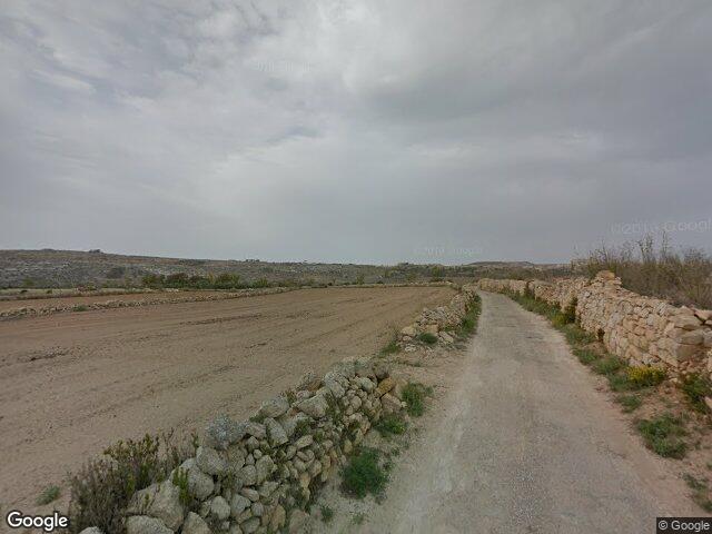 Triq tax-Xadba,  Ix-Xlendi,  Il-Munxar