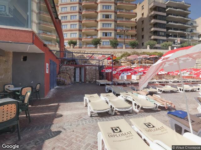 Surfside Restaurant,  Triq it-Torri,  Tas-Sliema