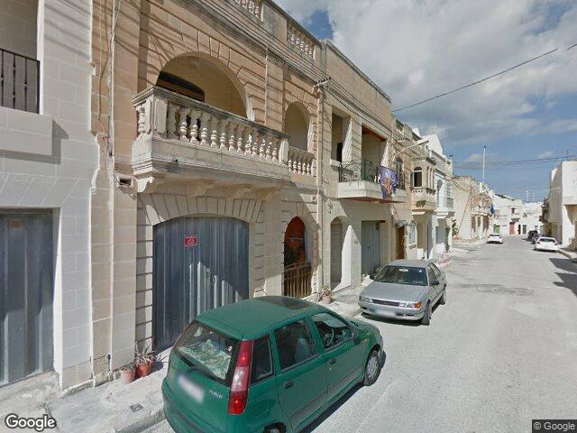 Triq il-Lewż,  Il-Gudja,  Reġjun tan-Nofsinhar