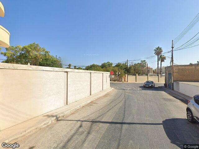 Triq il-Barmil,  Is-Swieqi,  Reġjun tal-Lvant