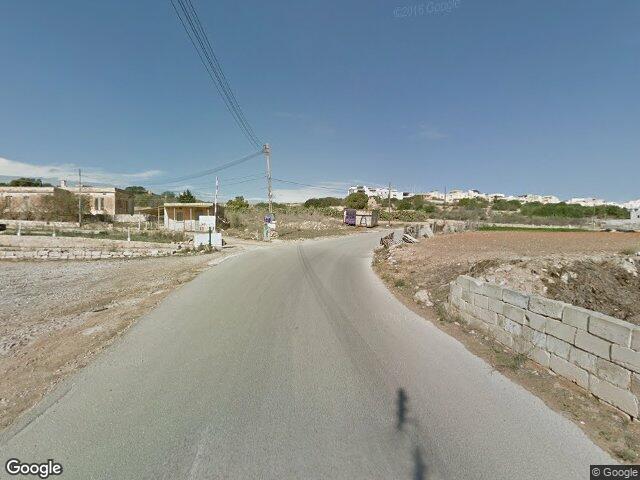 Triq il-Kappella tal-Militar,  Il-Manikata,  Il-Mellieħa