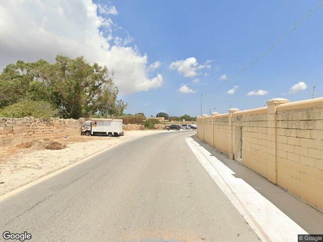 Ċentru Miftuħ Ħal Far,  Triq il-Laboratorju tal-Paċi,  Birżebbuġa