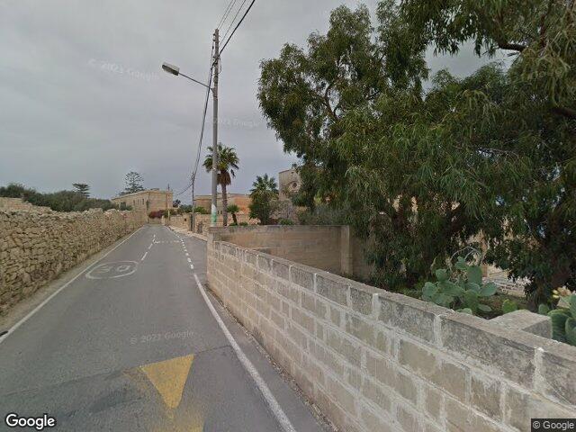 Triq il-Madliena,  Is-Swieqi,  Reġjun tal-Lvant