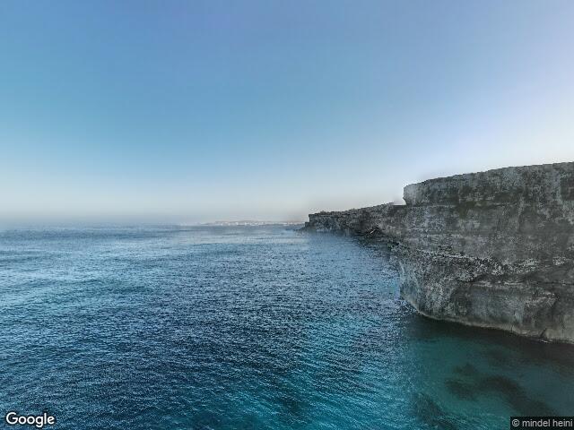 Għar iċ-Ċomb,  Triq Daħlet ix-Xmajjar,  Il-Mellieħa