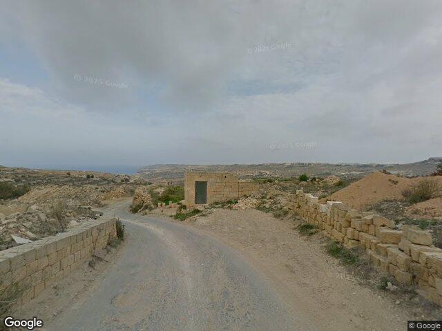 Triq tal-Misraħ,  Ta' Kerċem,  Reġjun Għawdex