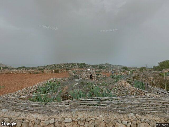 Triq l-Irdum ta' Għajn Ħadid,  Is-Selmun,  Il-Mellieħa