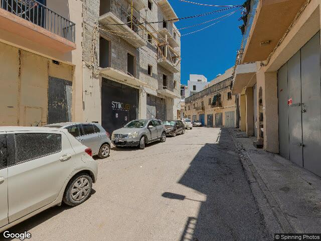 Triq il-Wied,  Tal-Ħandaq,  Ħal Qormi