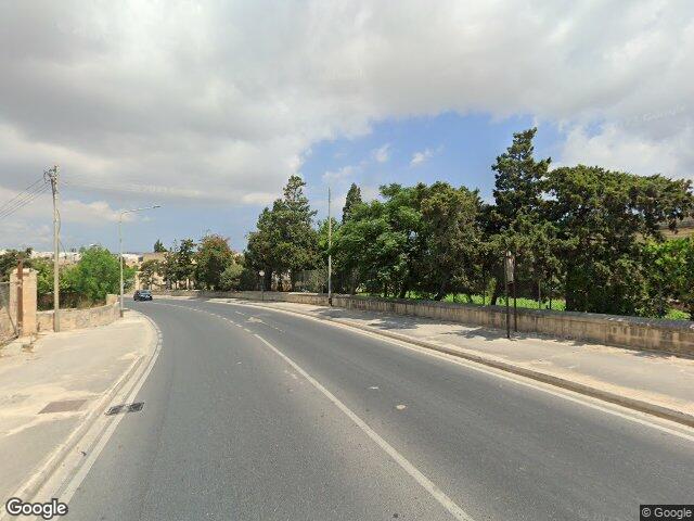 Triq Ħal Luqa,  Tal-Ħandaq,  Ħal Luqa