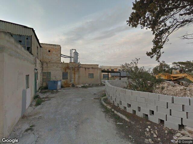 Ħal Luqa,  Reġjun tan-Nofsinhar,  LQA 3290