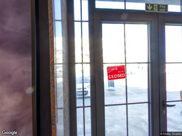 Reno's Bar & Restaurant,  1,  Triq San Patrizju