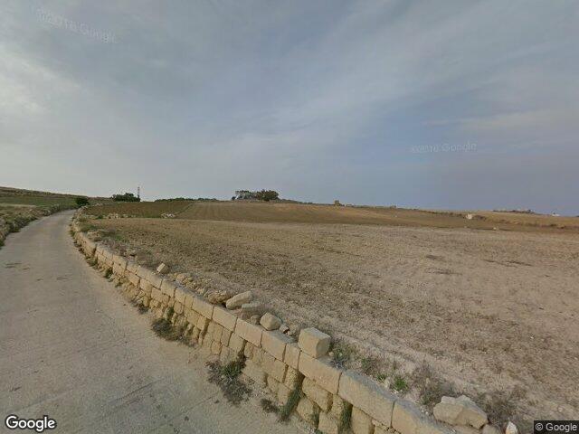 Triq San Niklaw,  Santa Luċija,  Ta' Kerċem