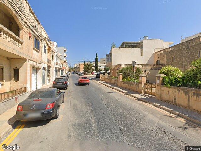 Triq Ċensu Busuttil,  L-Iklin,  Reġjun tal-Lvant