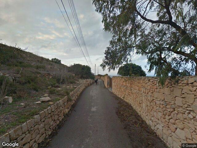 Triq Għaxqet l-Għajn,  Ħal Għargħur,  Reġjun tal-Lvant