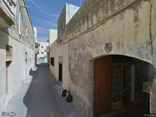 Triq San Benedettu,  Tal-Ħandaq,  Ħal Qormi