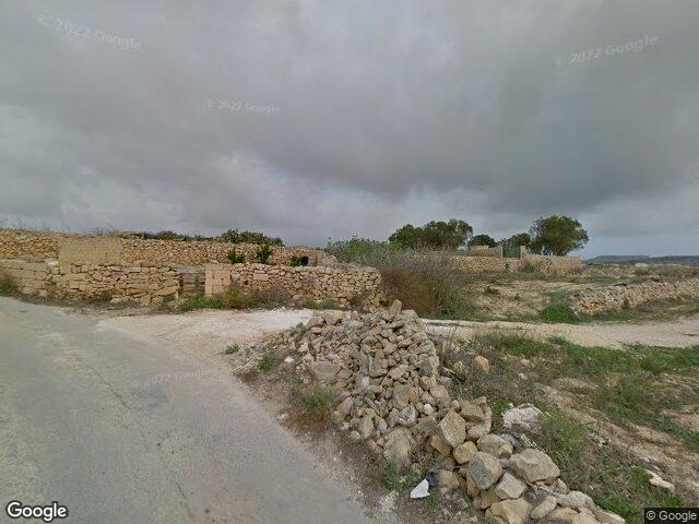 Triq ta' Doti,  Santa Luċija,  Ta' Kerċem