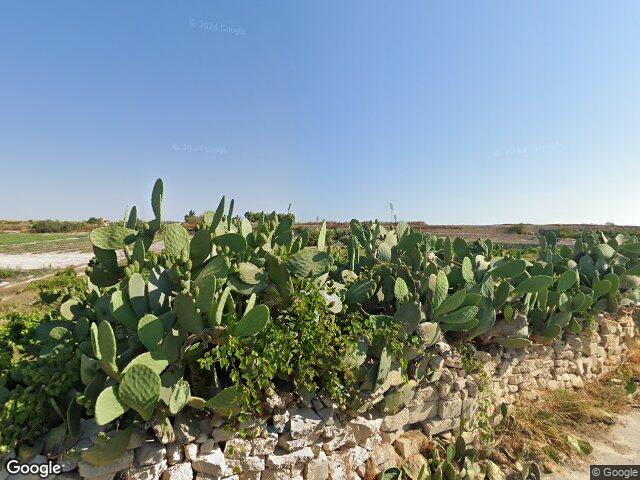 Ħemsija,  Limiti ta' Ħ'Attard,  Ta' Qali Artisan Village