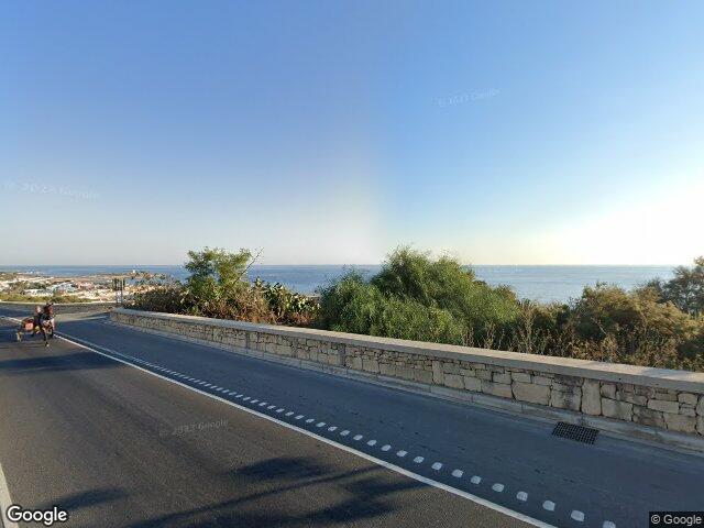 Tul il-Kosta,  Baħar iċ-Ċagħaq,  Pembroke