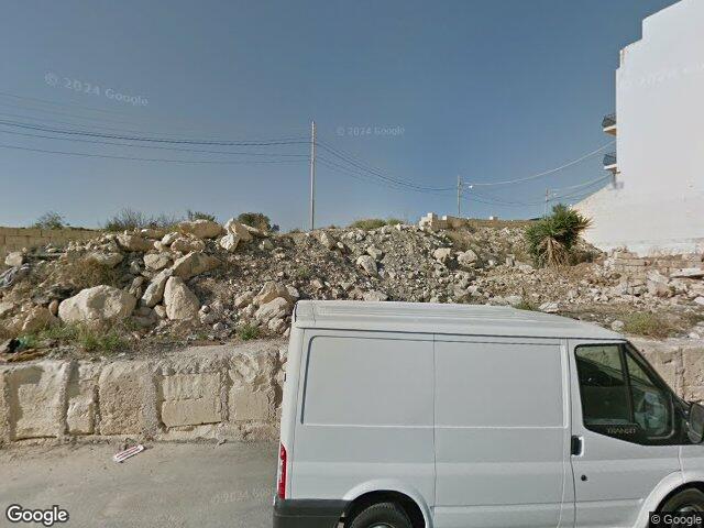 Triq Ġorġ Mifsud Chircop,  Ħal Qormi,  Reġjun tan-Nofsinhar