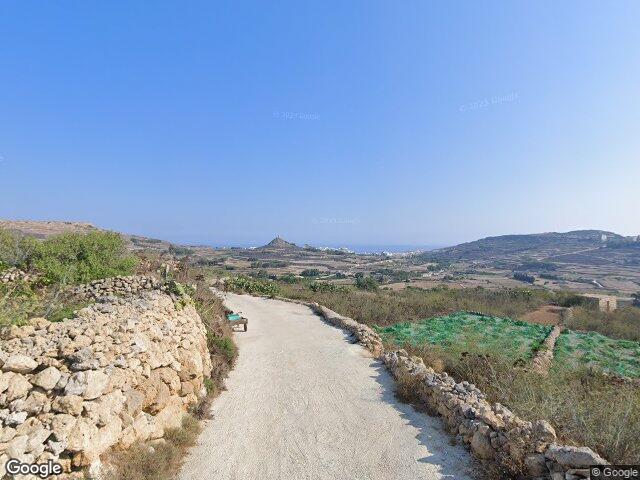 Triq is-Sruġ,  Ix-Xagħra,  Reġjun Għawdex