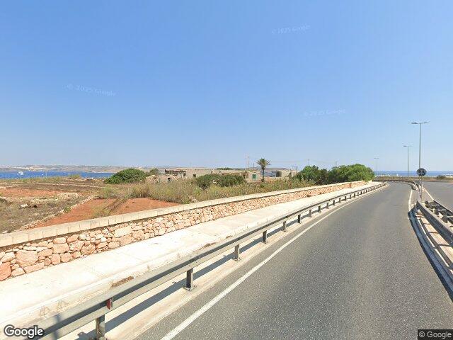 Triq il-Marfa,  Il-Mellieħa,  Reġjun tat-Tramuntana