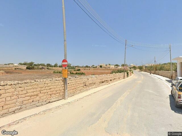 Triq il-Karmnu,  Birżebbuġa,  Reġjun tan-Nofsinhar