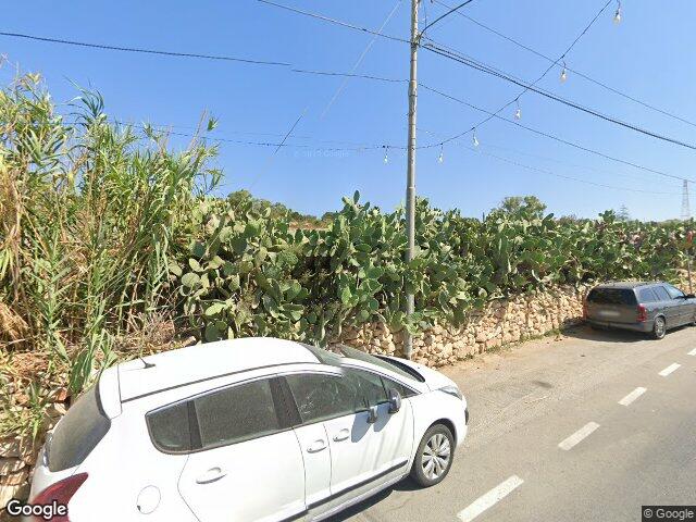 Triq San Mikiel,  L-Iklin,  Reġjun tal-Lvant