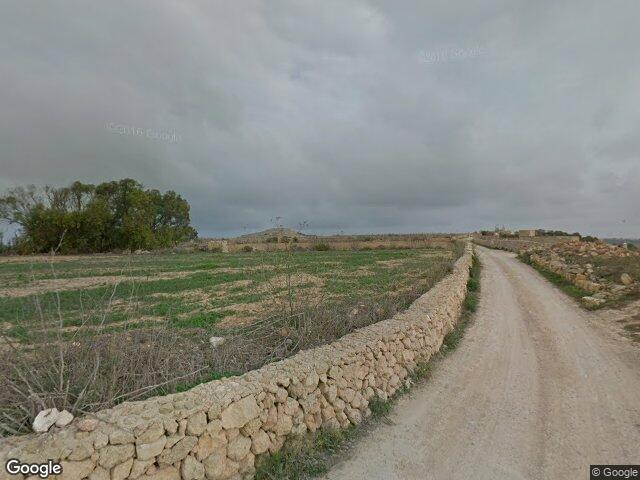 Triq Fuq Għar Ilma,  Santa Luċija,  Ta' Kerċem