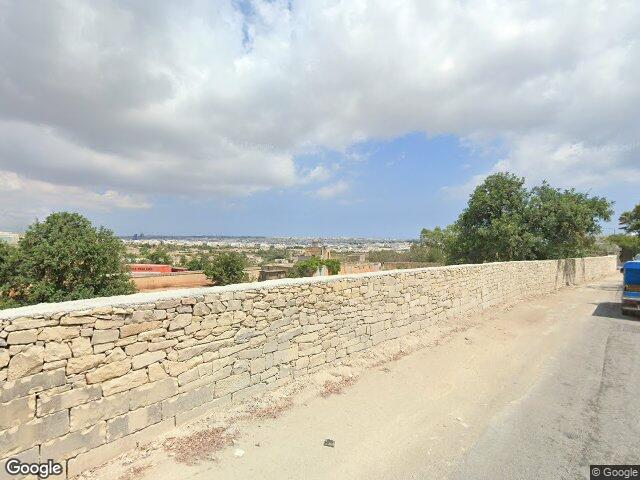 Triq Ħal Farruġ,  Ħal Luqa,  Reġjun tan-Nofsinhar