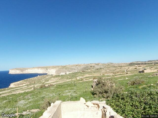 Triq il-Kantra,  Ix-Xlendi,  Il-Munxar