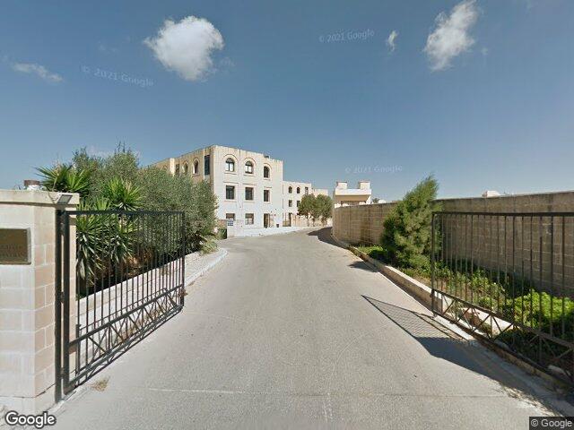 Ta' Ġnien Tut,  Limiti ta' San Ġwann,  San Ġwann