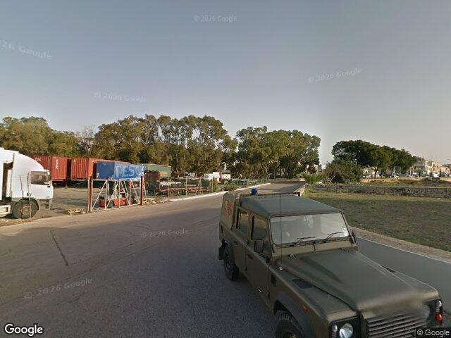 Ħal Luqa,  Reġjun tan-Nofsinhar,  LQA 1311