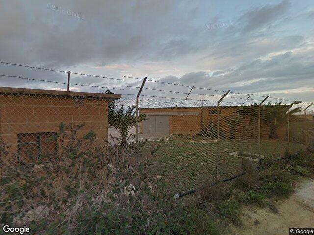 Triq tal-Isqof,  Ħal Luqa,  Reġjun tan-Nofsinhar