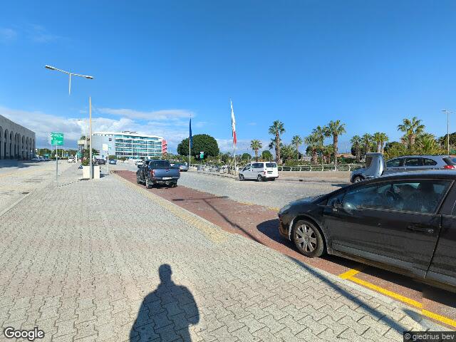 Apron 8,  Triq San Tumas,  Ħal Luqa