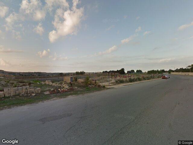 Ta' Qali Training Grounds,  Sqaq ta' Moni,  Ħ'Attard