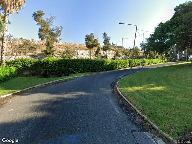 Triq il-Wied tal-Imsida,  L-Imsida,  Reġjun tal-Lvant