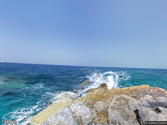 Armstrong 100 Ton Gun,  Triq il-Kanun tal-Mija,  Il-Kalkara