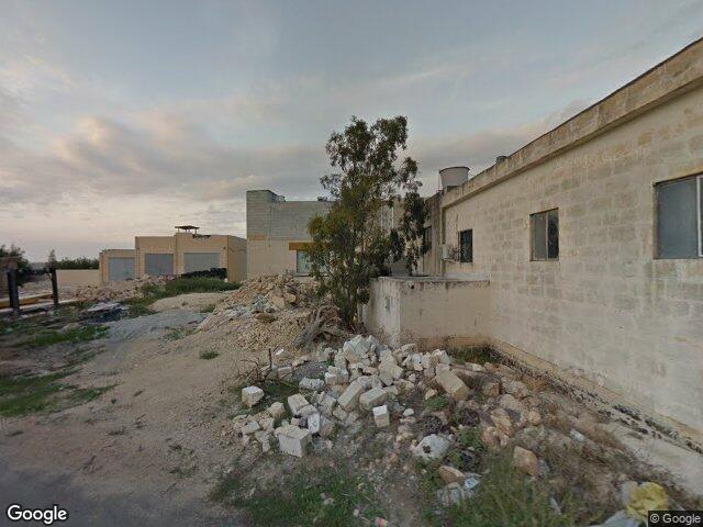 Ħal Luqa,  Reġjun tan-Nofsinhar,  LQA 3301