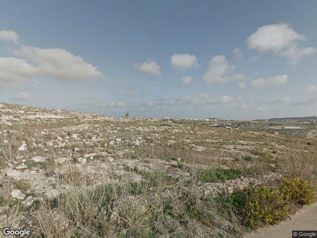 Sqaq ta' Ċenċ,  Ta' Sannat,  Reġjun Għawdex