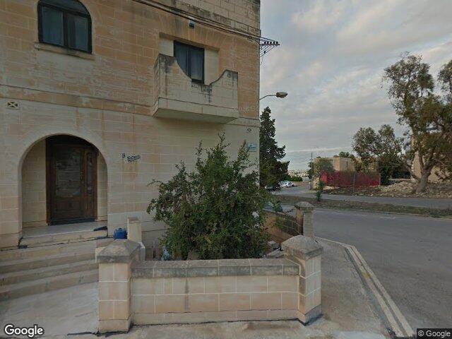 Ħal Luqa,  Reġjun tan-Nofsinhar,  LQA 3290