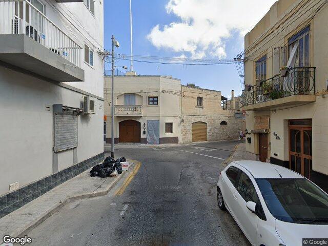 Triq il-Karmnu,  Sqaq Numru 5,  Luqa