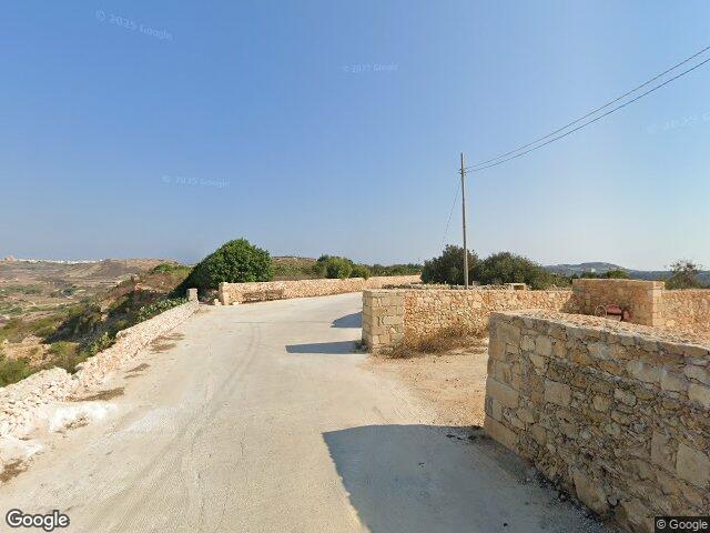 Triq is-Sruġ,  Ix-Xagħra,  Reġjun Għawdex