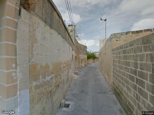 Triq il-Madonna,  Ħaż-Żebbuġ,  Ħal Dwin