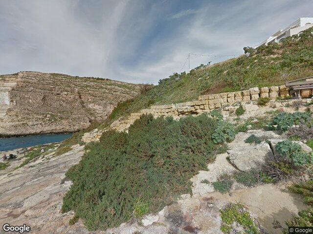 Triq San Xmun,  Ix-Xlendi,  Il-Munxar