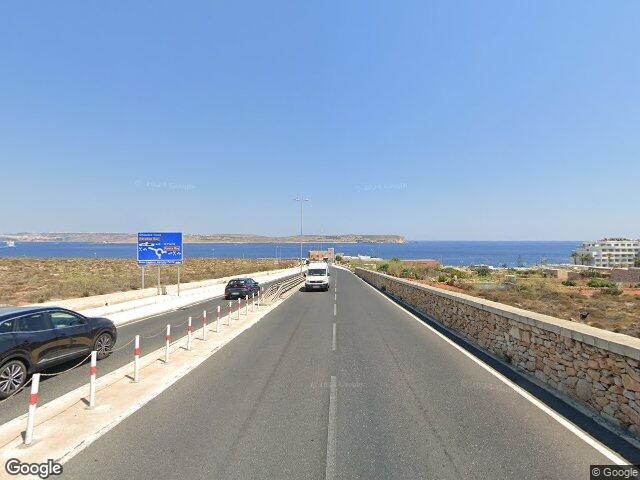 Triq il-Marfa,  Il-Mellieħa,  Reġjun tat-Tramuntana