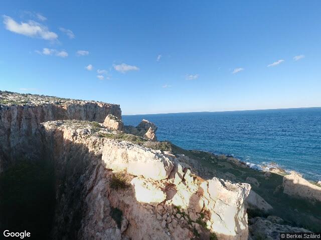 Torri t' Għajn Ħadid,  Triq l-Irdum ta' Għajn Ħadid,  Il-Mellieħa