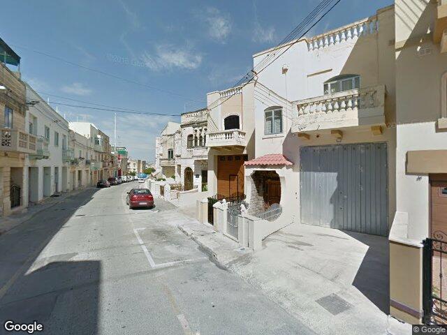 Triq il-Vitorja,  Tal-Ħandaq,  Ħal Qormi